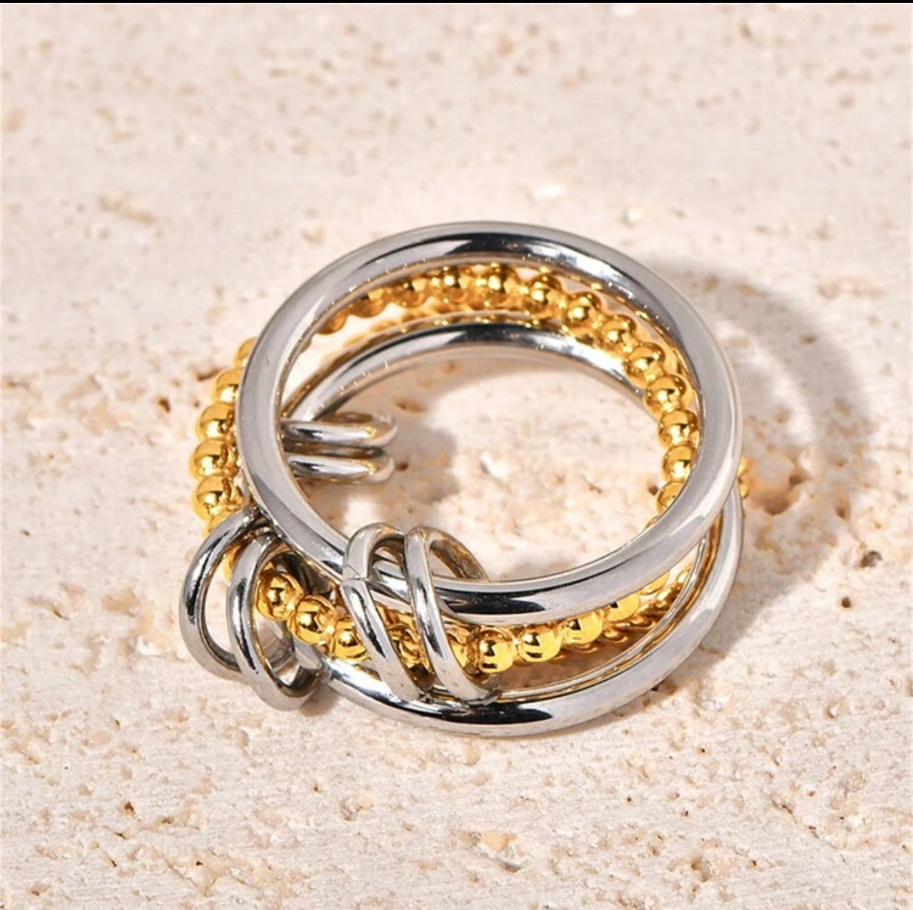 Anillo cuádruple