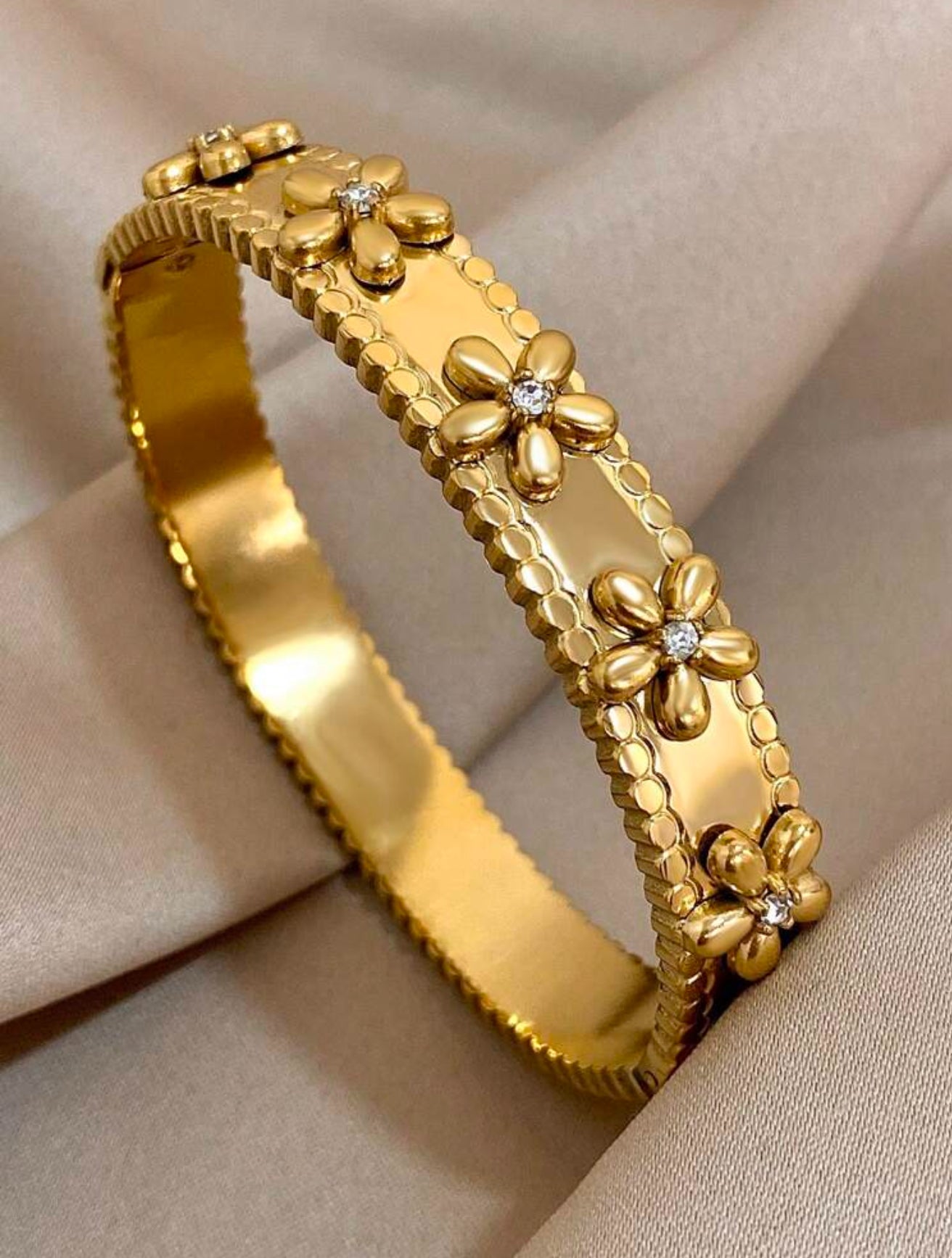 Pulseras de flores