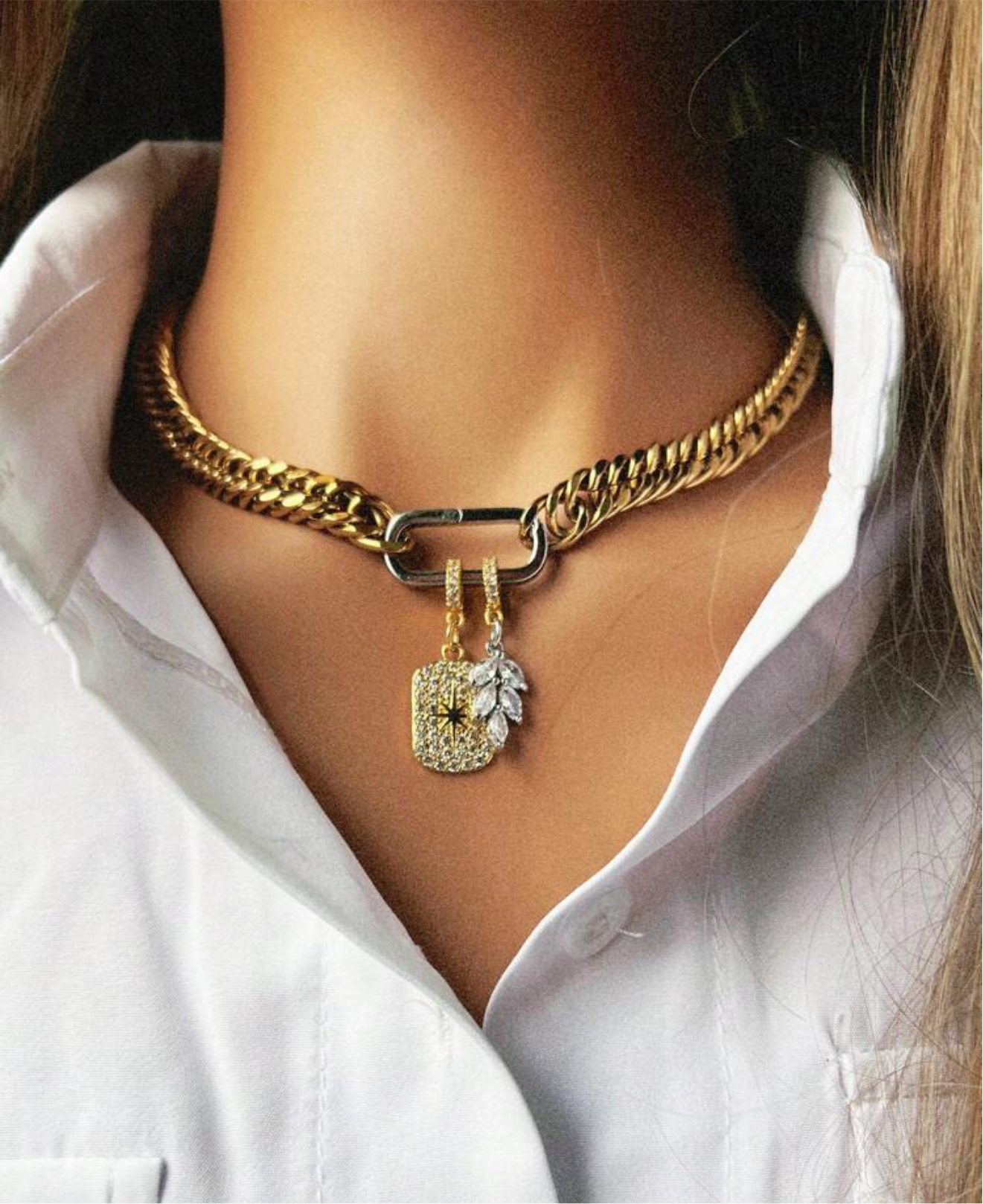Collar charm hojas