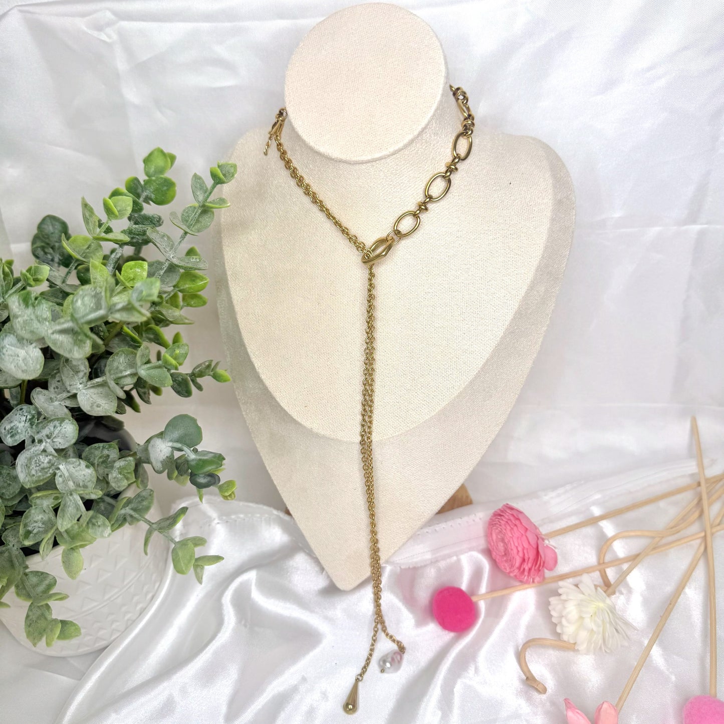 Elite Necklace