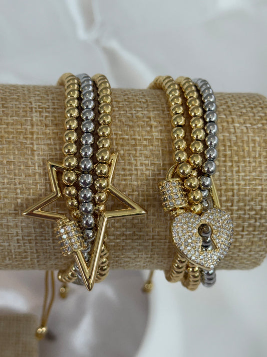 Brazalete triple de hilo