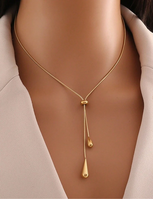 Collar minimalista