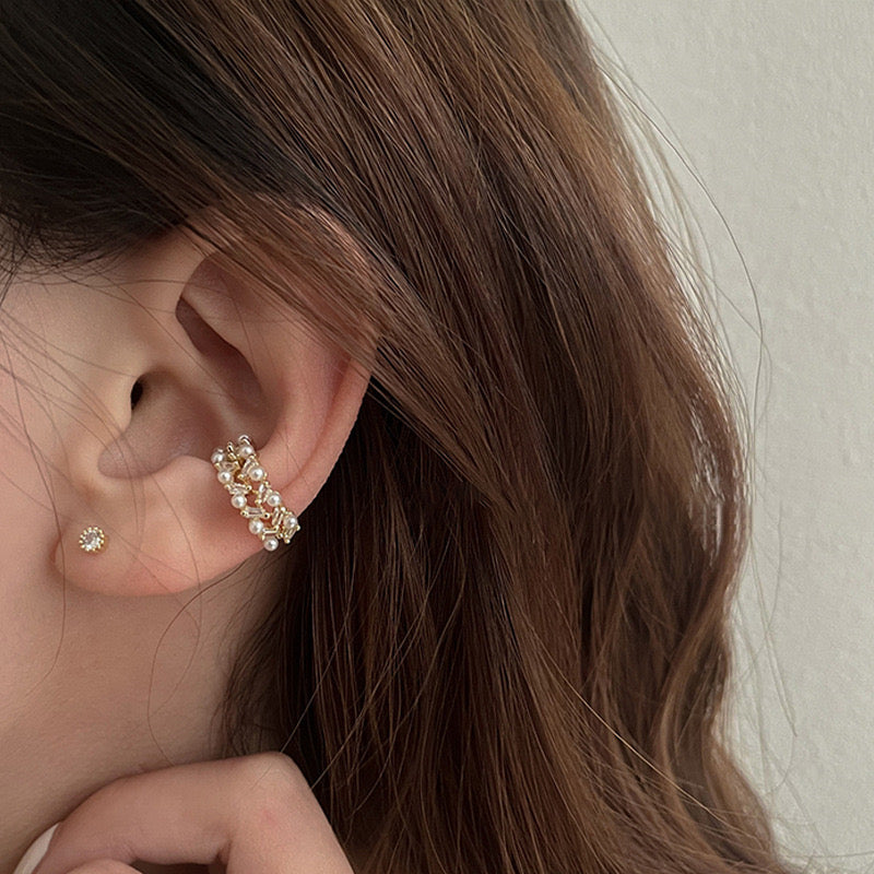 Ear cuff