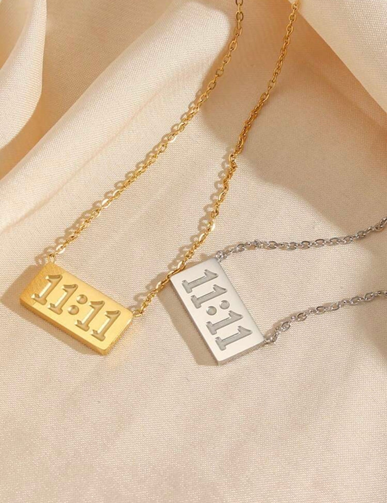 Collar 11:11