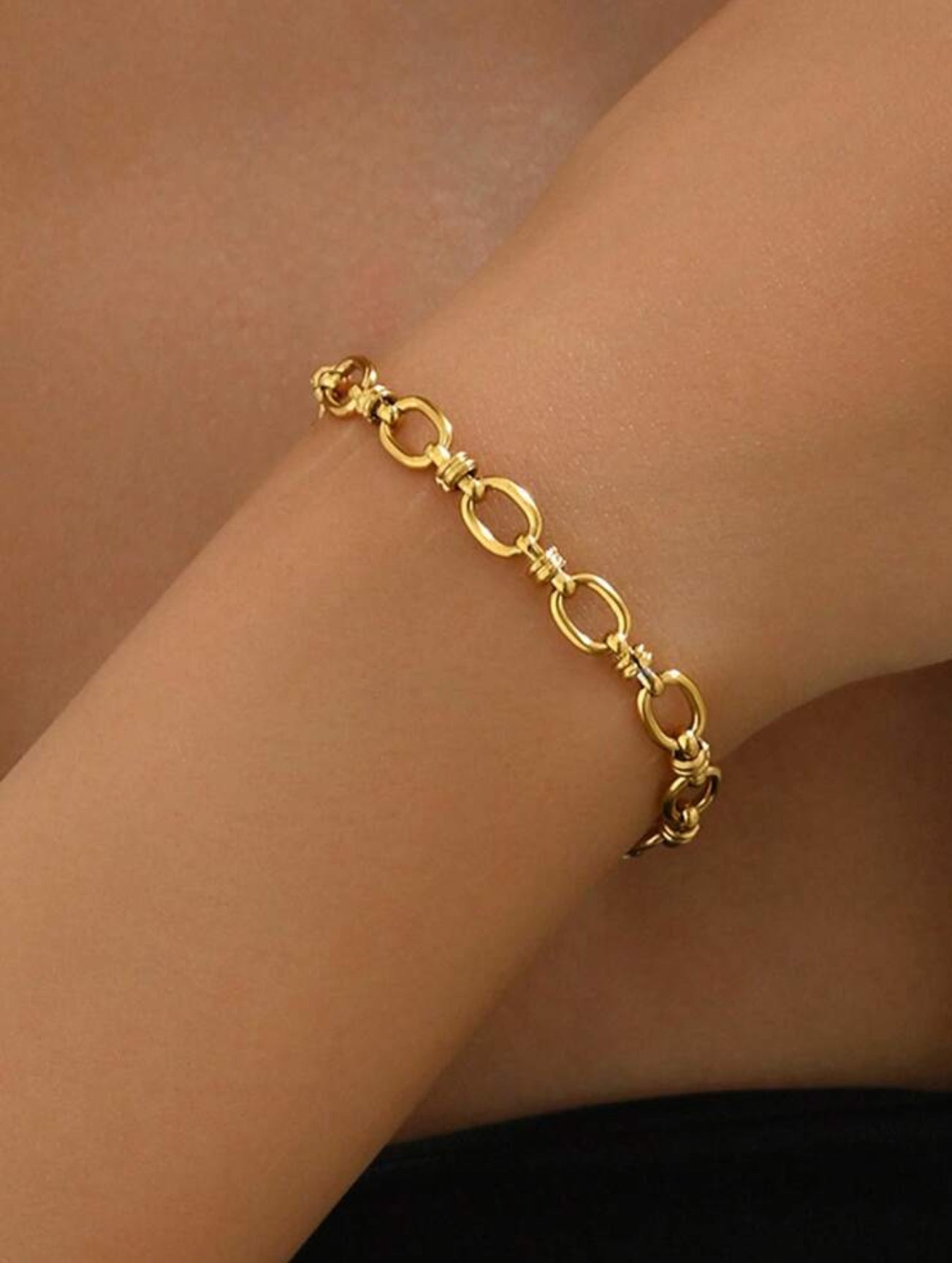 Delicate bracelet